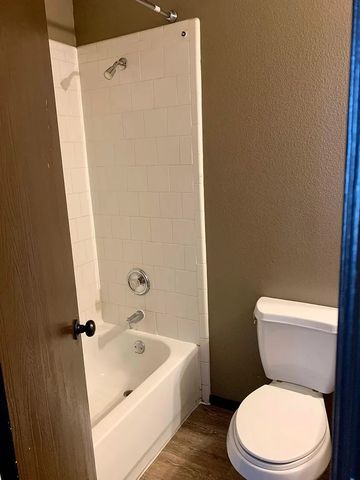 1401 Kilkenny Drive, Arlington, TX 76002