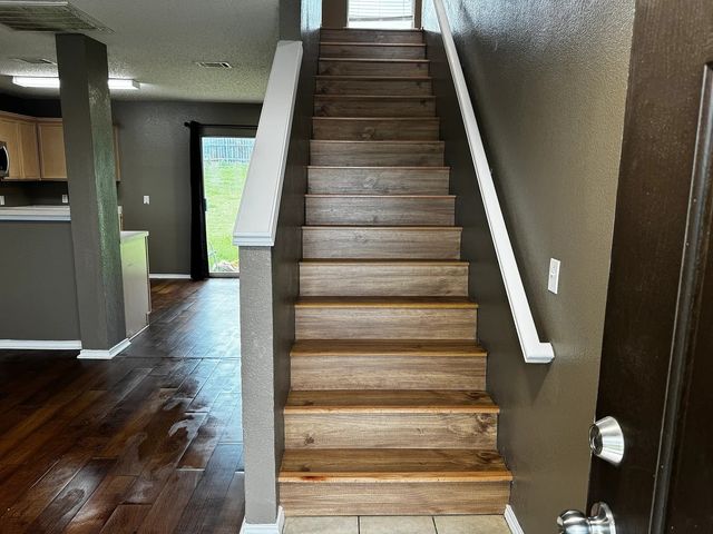 1401 Kilkenny Drive, Arlington, TX 76002