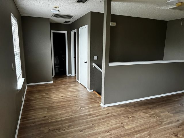 1401 Kilkenny Drive, Arlington, TX 76002