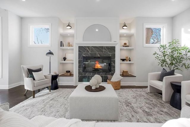 2803 W 73rd Terrace, Prairie Village, KS 66208