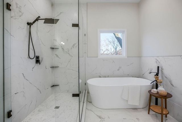 2803 W 73rd Terrace, Prairie Village, KS 66208