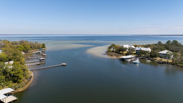 15 Beacon Point Drive, Santa Rosa Beach, FL 32459