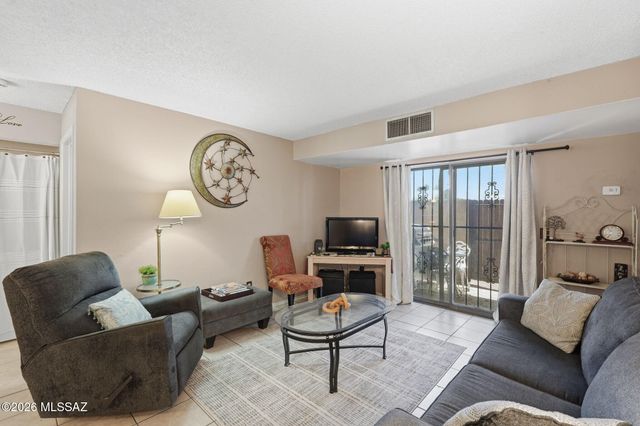 6615 E Golf Links Rd Apt 1, Tucson, AZ 85730
