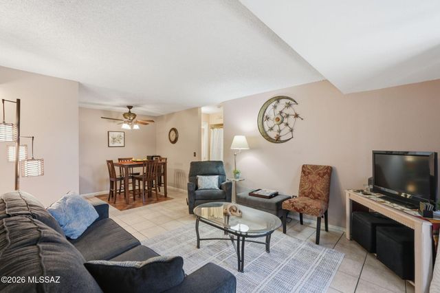 6615 E Golf Links Rd Apt 1, Tucson, AZ 85730