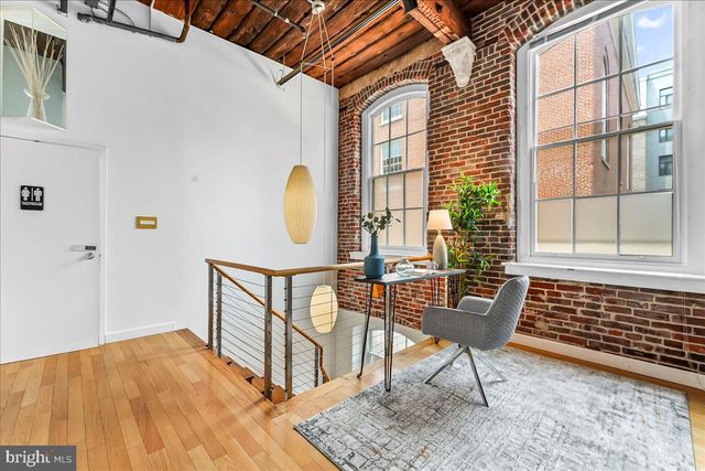 320 RACE ST #1, Philadelphia, PA 19106