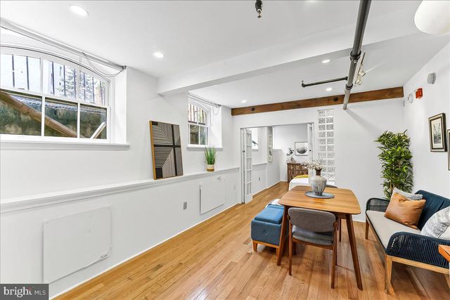 320 RACE ST #1, Philadelphia, PA 19106