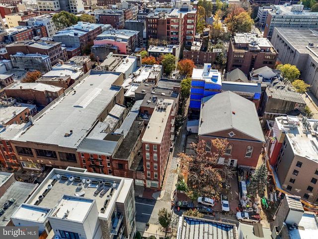 320 RACE ST #1, Philadelphia, PA 19106