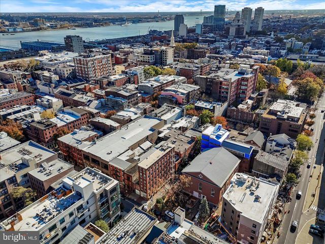 320 RACE ST #1, Philadelphia, PA 19106