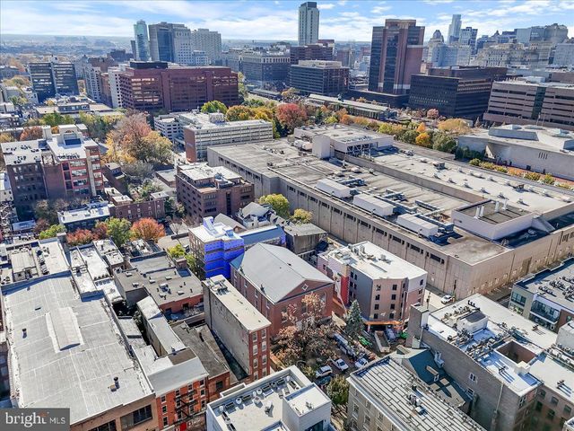 320 RACE ST #1, Philadelphia, PA 19106