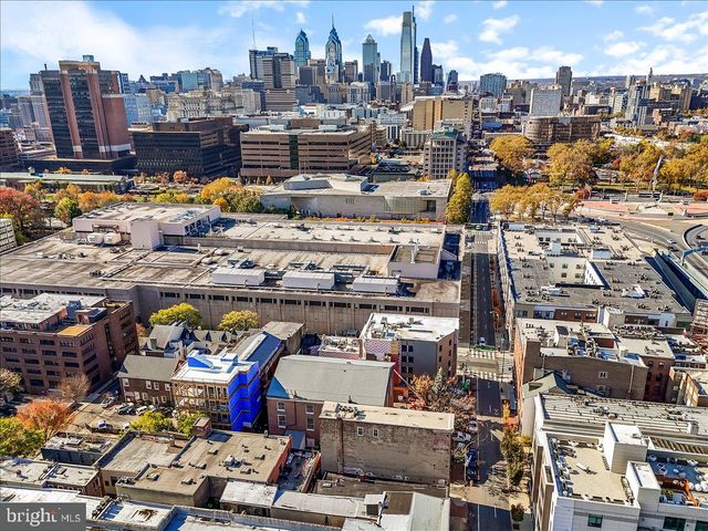 320 RACE ST #1, Philadelphia, PA 19106