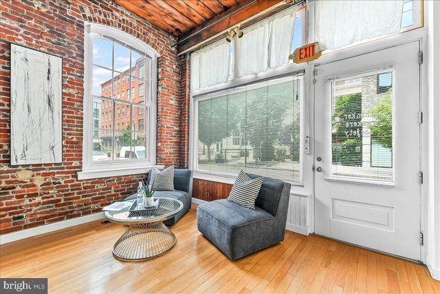 320 RACE ST #1, Philadelphia, PA 19106