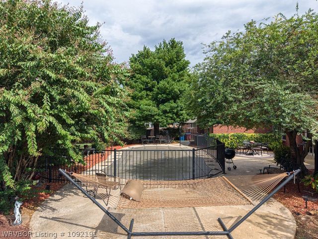 6705 Southfield Drive, Fort Smith, AR 72916