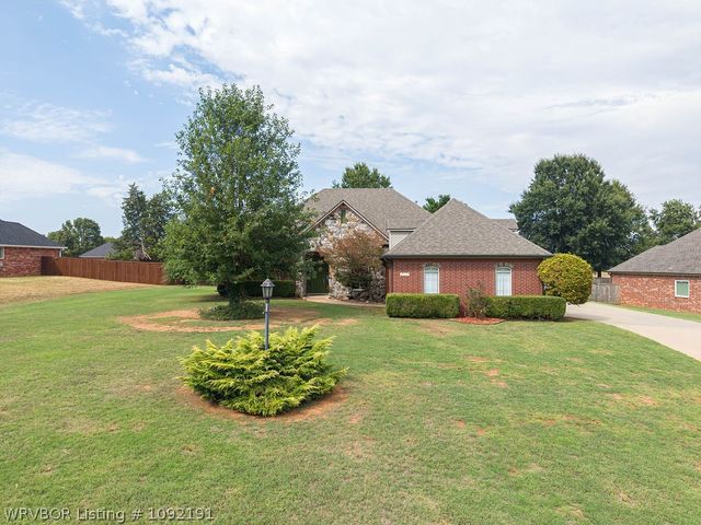 6705 Southfield Drive, Fort Smith, AR 72916