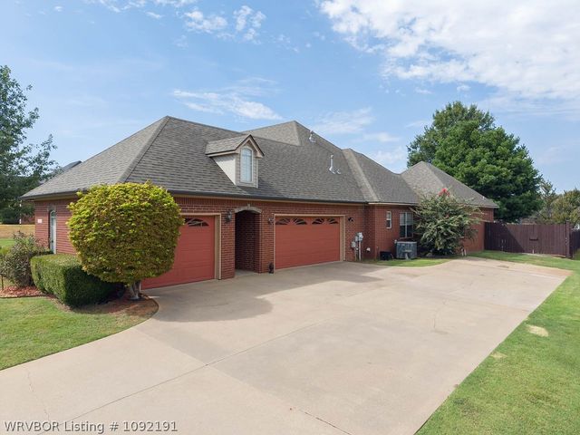 6705 Southfield Drive, Fort Smith, AR 72916