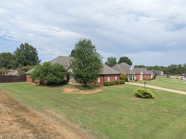 6705 Southfield Drive, Fort Smith, AR 72916