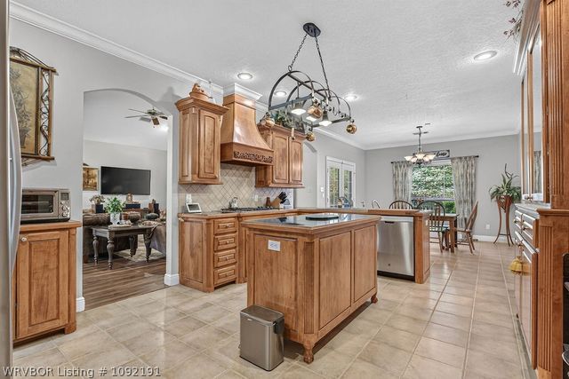 6705 Southfield Drive, Fort Smith, AR 72916