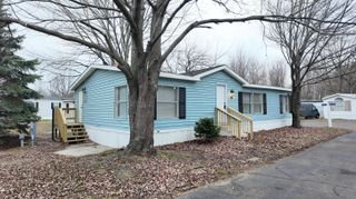 1281 E Pontaluna Road #28, Norton Shores City, MI 49456