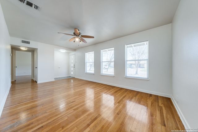 415 robinhood, San Antonio, TX 78209