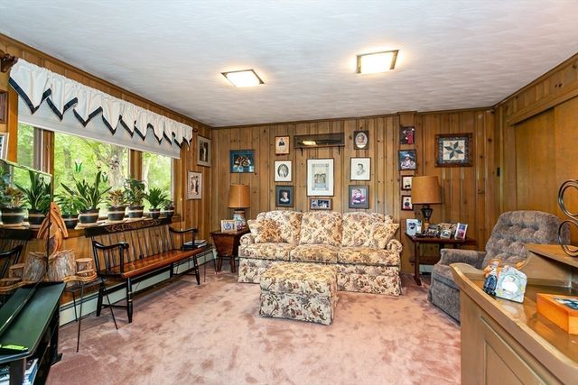 23 Russell Circle, Natick, MA 01760