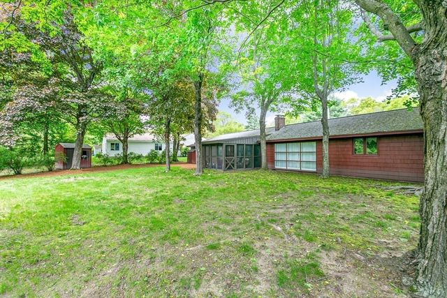 23 Russell Circle, Natick, MA 01760