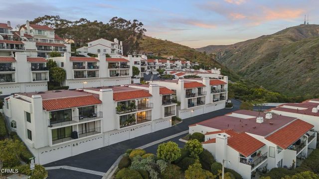 864 Vallecito Drive, Ventura, CA 93001