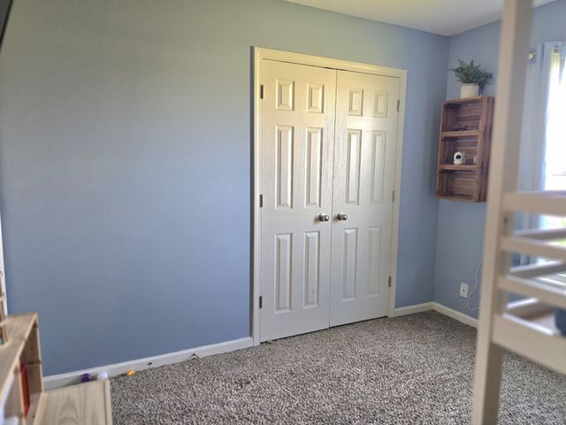 101 Bob White Trl, Oak Grove, KY 42262