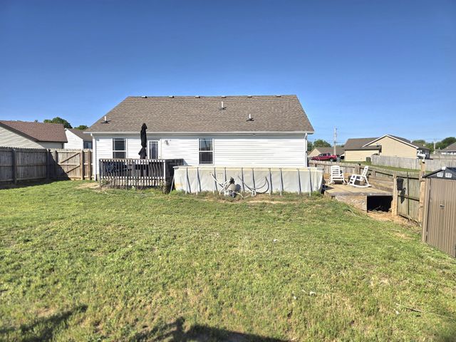 101 Bob White Trl, Oak Grove, KY 42262