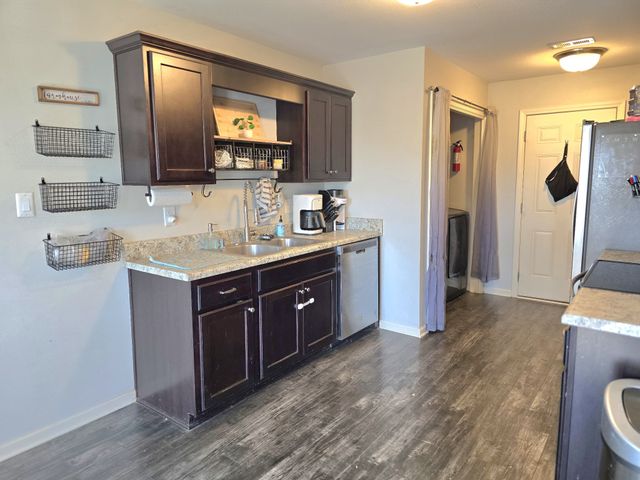 101 Bob White Trl, Oak Grove, KY 42262
