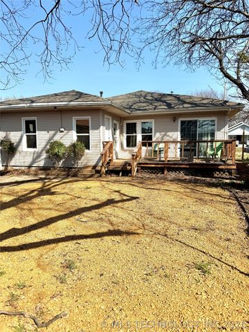 321 Wheeler Street, Ardmore, OK 73401