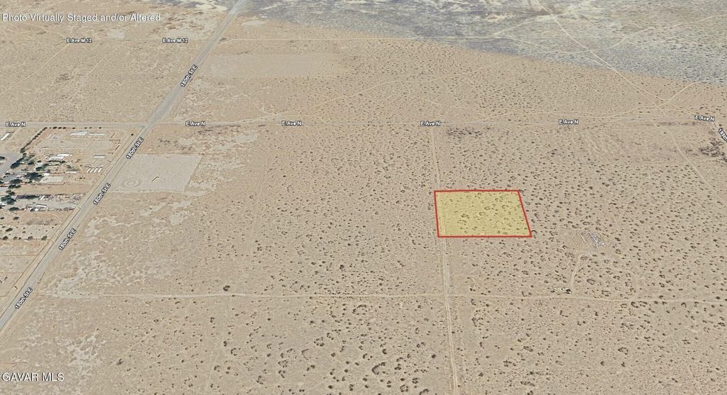 182nd St E, Palmdale, CA 93591