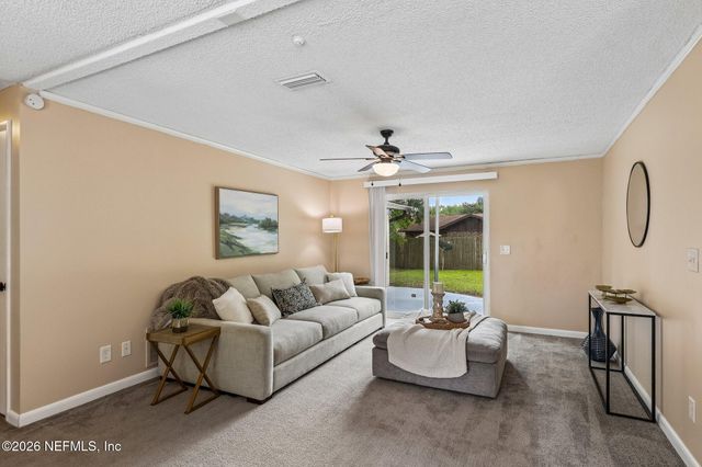 8364 POINTER Drive N, Jacksonville, FL 32221