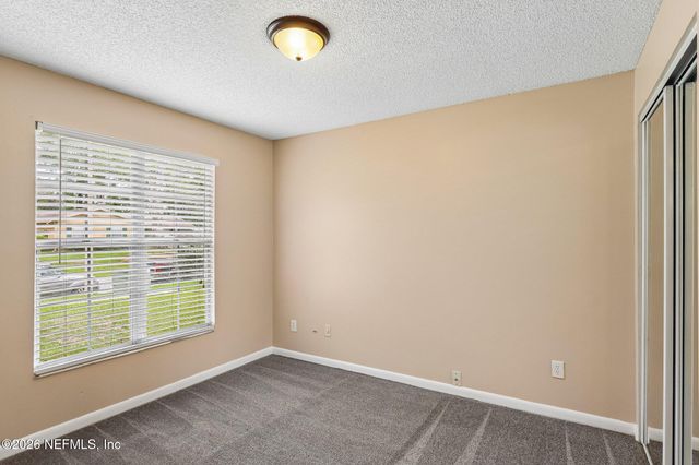 8364 POINTER Drive N, Jacksonville, FL 32221