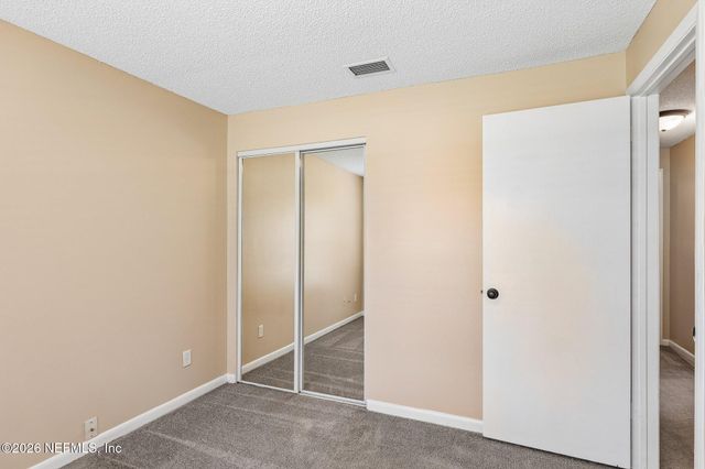 8364 POINTER Drive N, Jacksonville, FL 32221