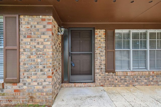 8364 POINTER Drive N, Jacksonville, FL 32221