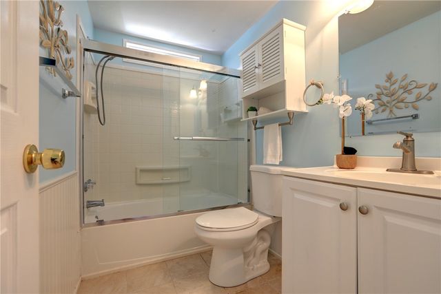 922 Hemlock Street, Barefoot Bay, FL 32976