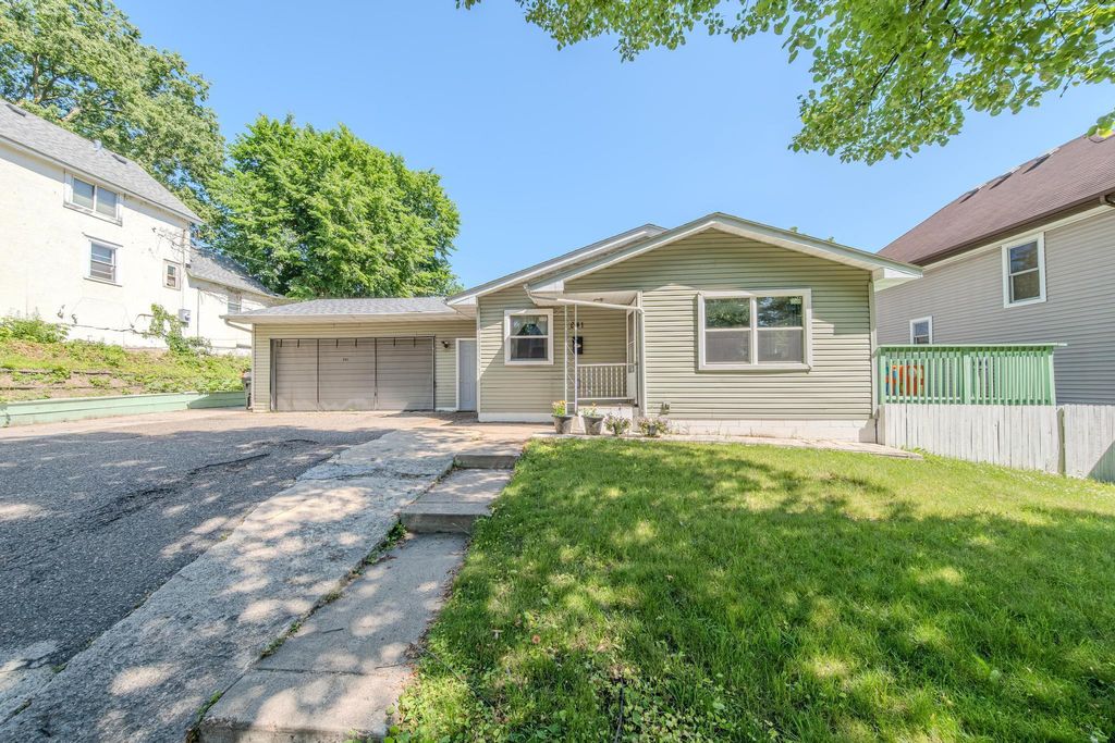 841 Fremont Avenue, Saint Paul, MN 55106