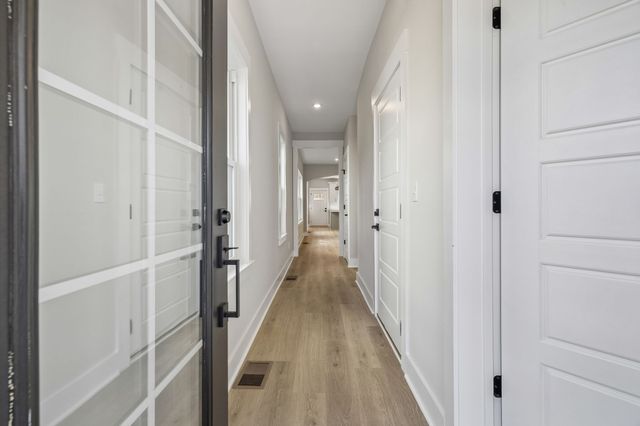 2212 18th Ave, N, Nashville, TN 37208