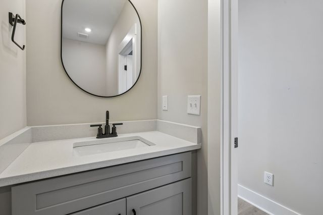 2212 18th Ave, N, Nashville, TN 37208