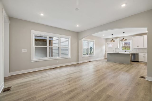 2212 18th Ave, N, Nashville, TN 37208