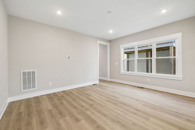 2212 18th Ave, N, Nashville, TN 37208