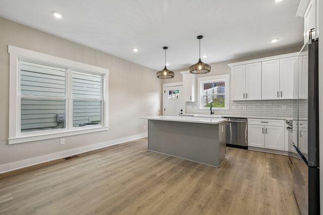 2212 18th Ave, N, Nashville, TN 37208