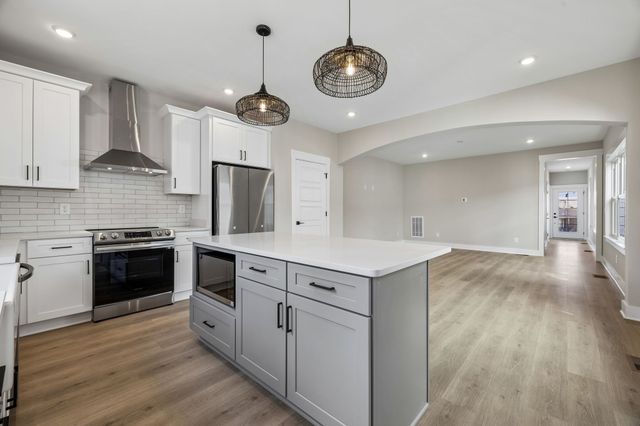 2212 18th Ave, N, Nashville, TN 37208