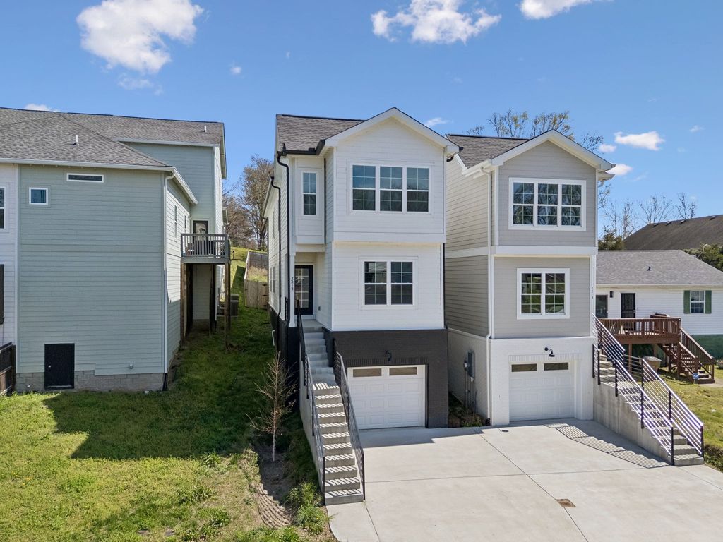 2212 18th Ave, N, Nashville, TN 37208