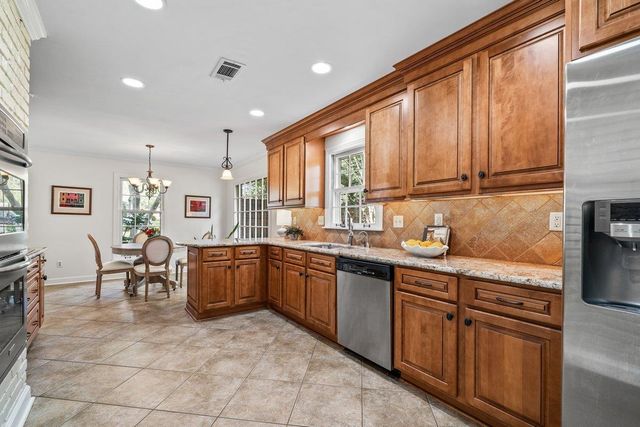 6913 RED GUM CV, Memphis, TN 38119