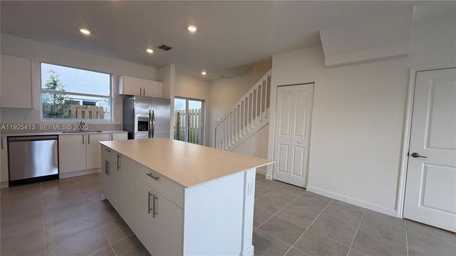 1096 SE 2nd Ter 1096, Florida City, FL 33034