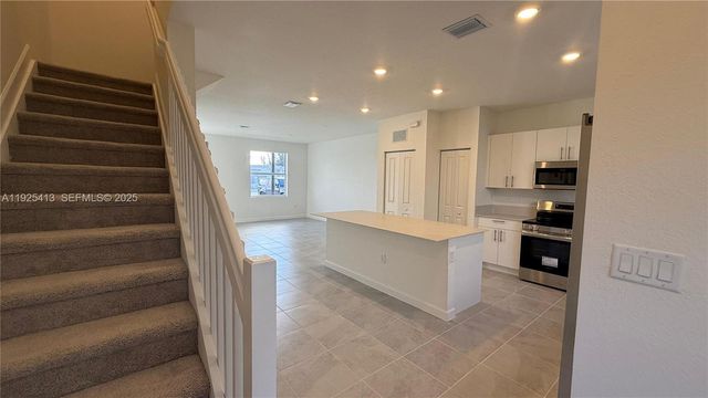 1096 SE 2nd Ter 1096, Florida City, FL 33034