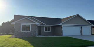 38578 Hawthorne Avenue, North Branch, MN 55056