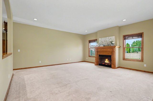 3647 Coachmans Ridge Drive, Saginaw, MI 48603