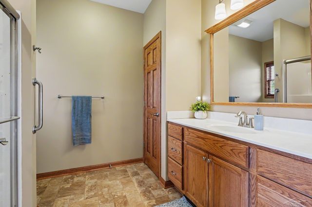 3647 Coachmans Ridge Drive, Saginaw, MI 48603