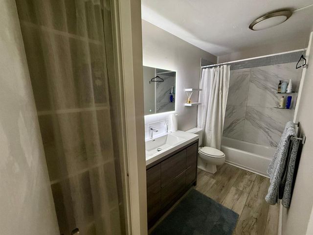 11 Royal Palm Way Ph 303, Boca Raton, FL 33432